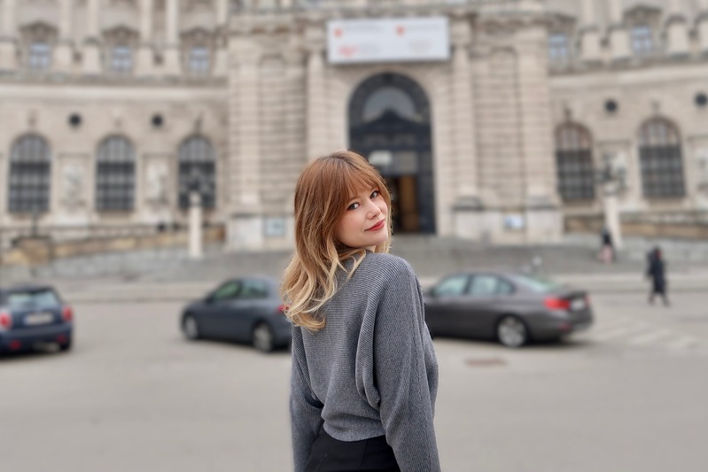 Anna Zury workspace visual